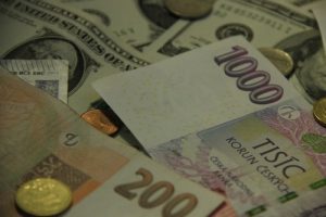 OTÁZKY A ODPOVĚDI Z KNIHY - PENÍZE A BANKOVNICTVÍ