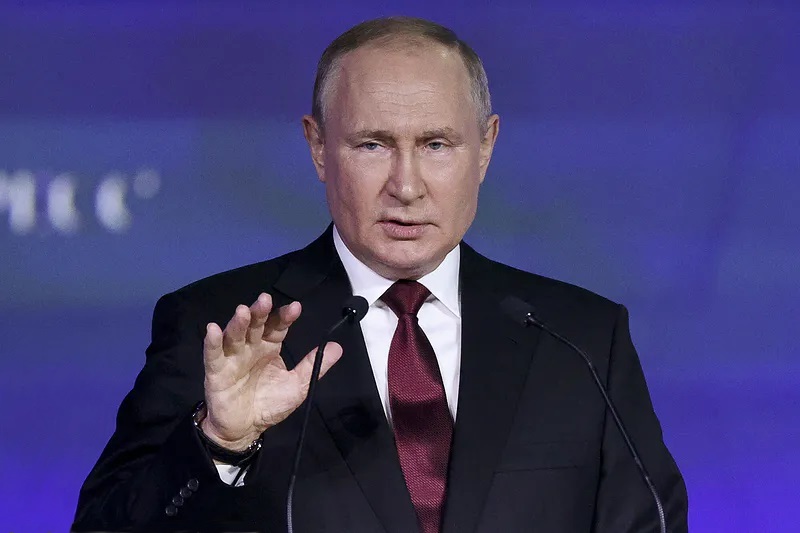 Rusko po jednáních v Kyjevě vydírá plyn. „Kremelská propaganda mění strategii“