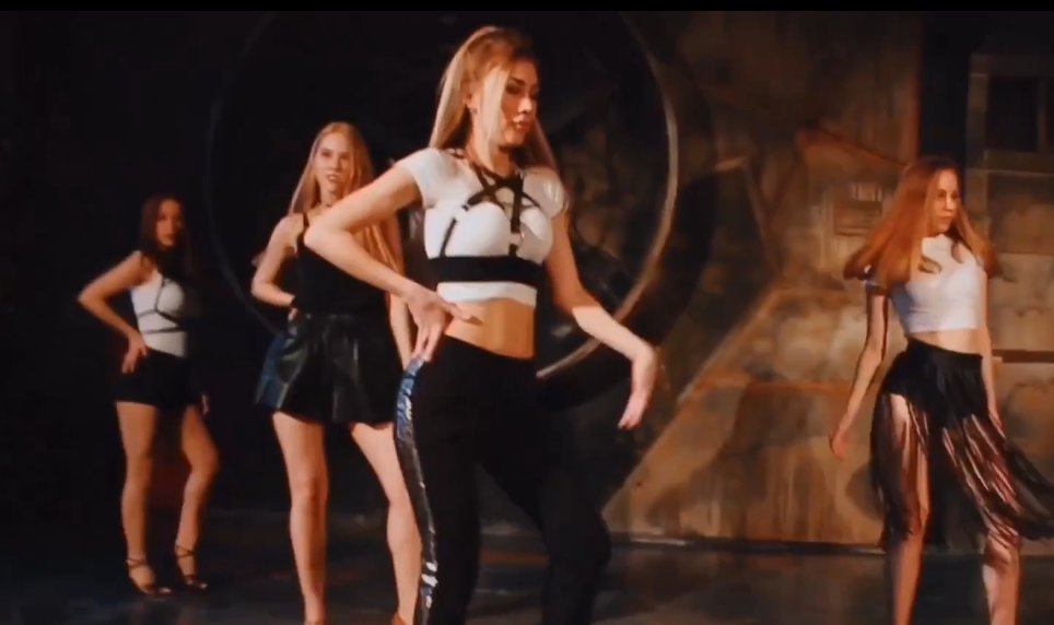 latina dance