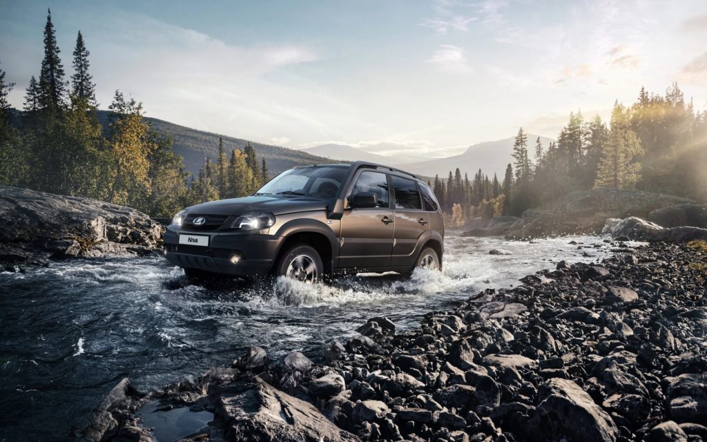 off-road Lada Niva 2
